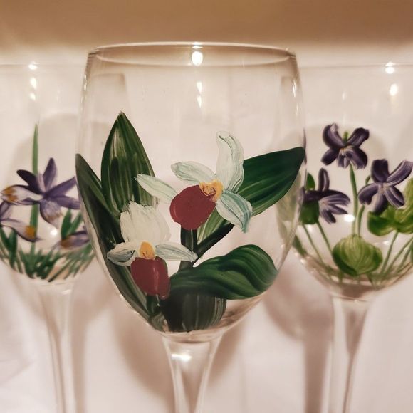 Vintage Hand Painted Wine Glasses Set - Picture 5 of 7